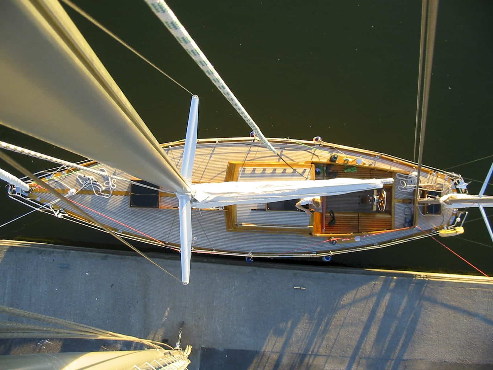 Classic design wooden yacht -3