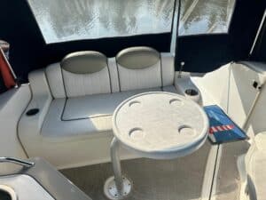 Sea Ray 240 Sundancer -06 4