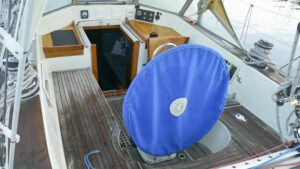 Hallberg-Rassy 42 ketch-BlueOcean-12