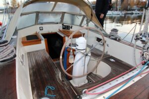 Hallberg-Rassy 42 ketch-BlueOcean-13