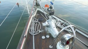 Hallberg-Rassy 42 ketch-BlueOcean-9