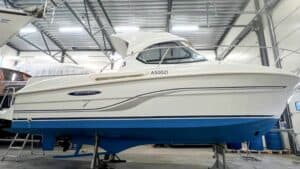Beneteau Antares 7 -07 artikkelikuva