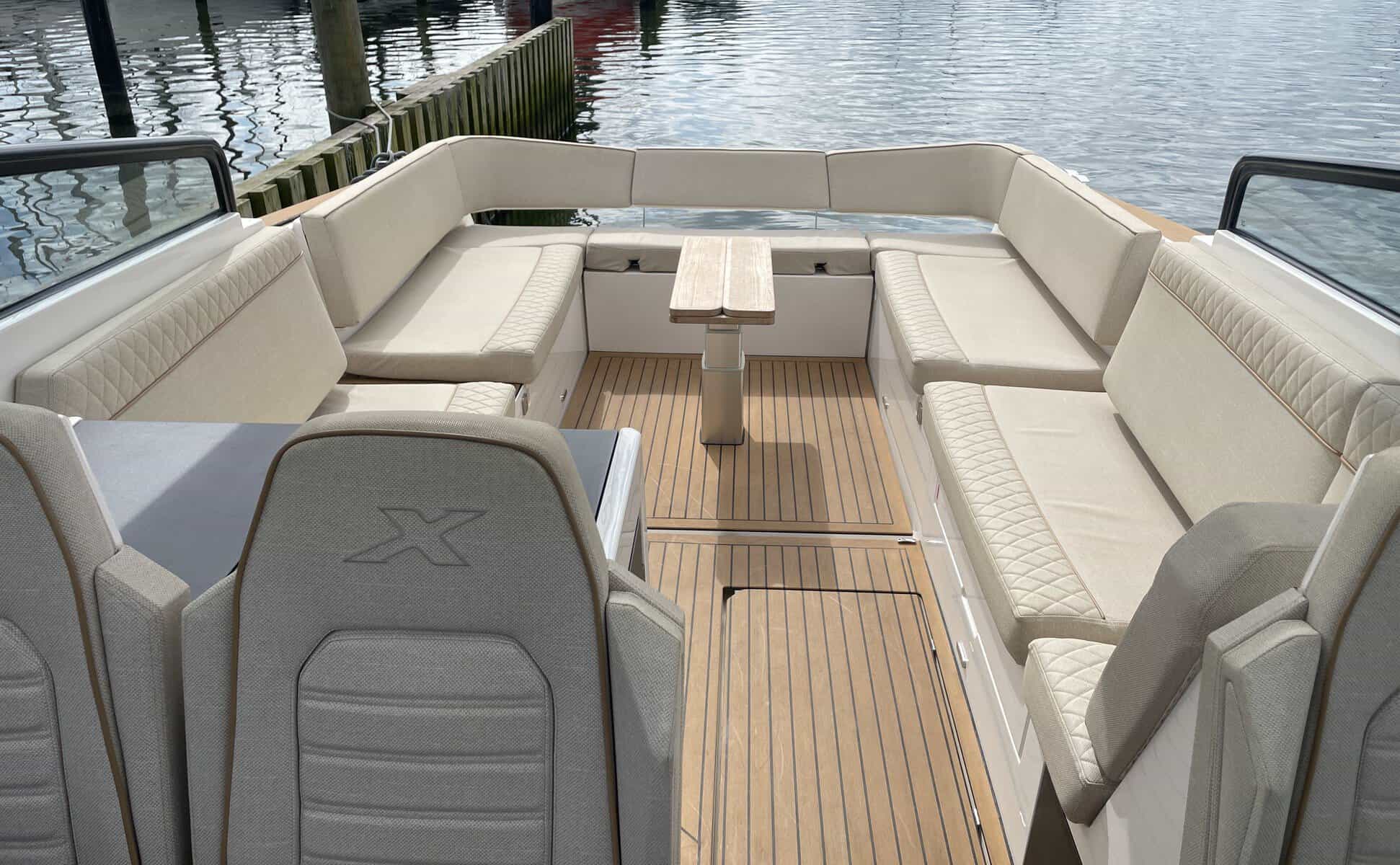 X-Power 33C - Hull no. 13_08