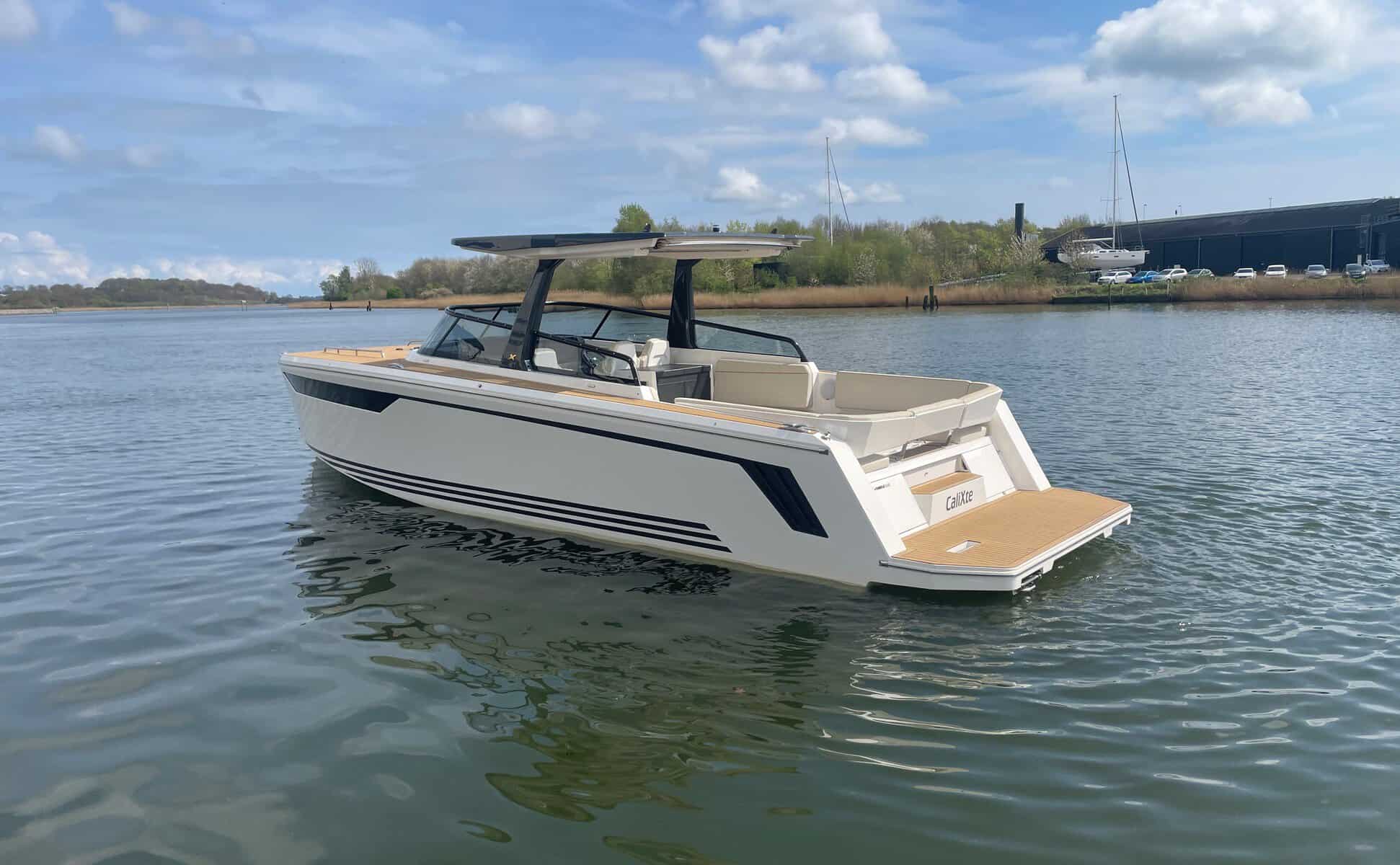 X-Power 33C - Hull no. 13_11